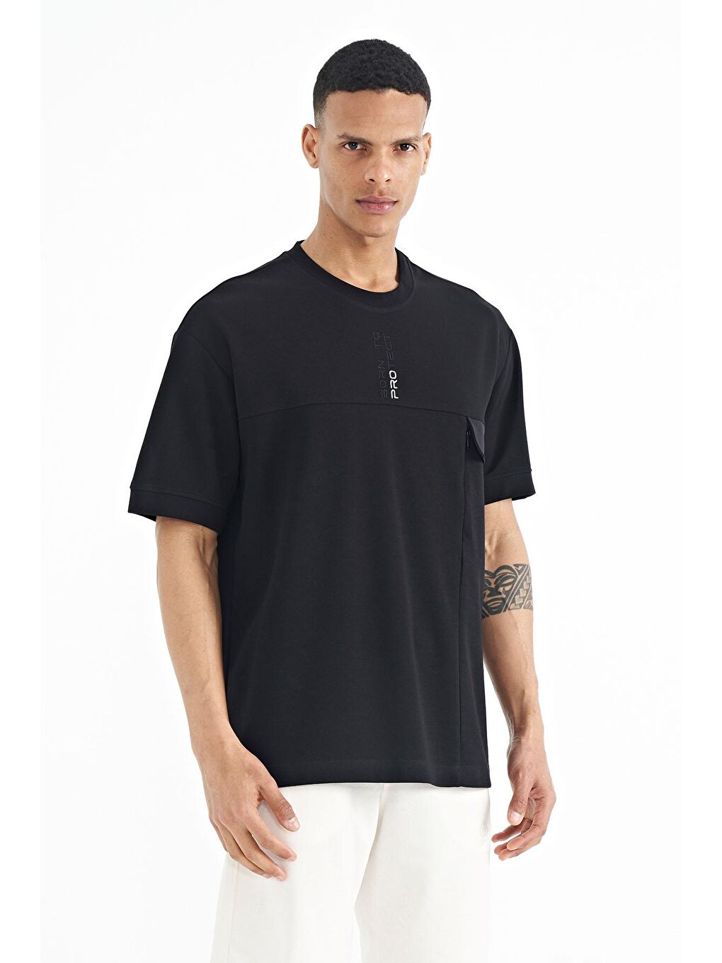 Siyah Gizli Cep Detaylı Baskılı Oversize Erkek Tişört - 88244-4