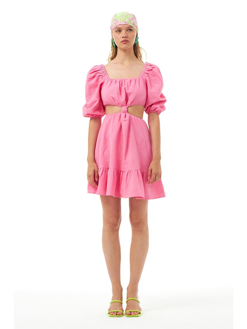 Fırfırlı Cut Out Elbise Pembe-2