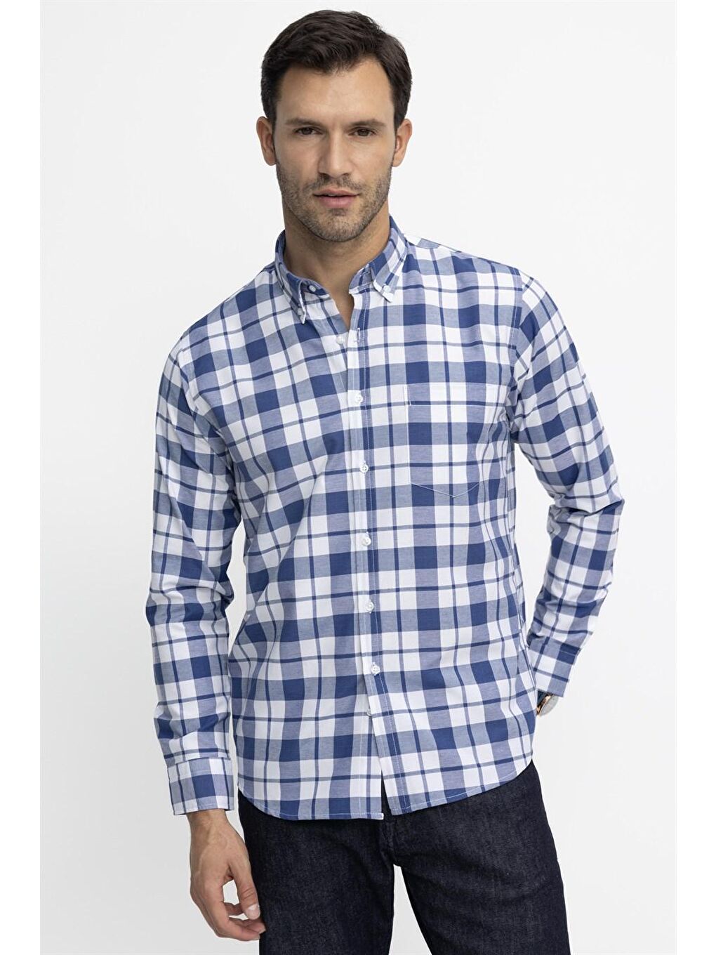 Siyah Klasik Fit Düğmeli Yaka Küçük Kareli Pamuklu Erkek Gömlek