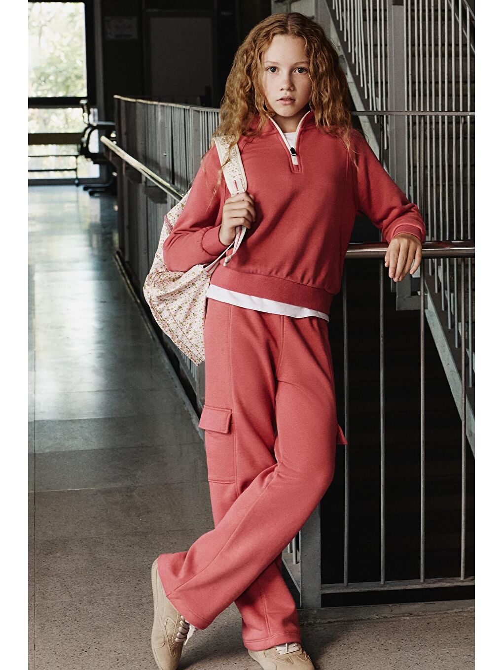 Pembe Yaban Gülü Pamuklu İçi Tüylü Yumuşak Dokulu Standart Fit Nakışlı Kız Çocuk Eşofman Takım - 75159