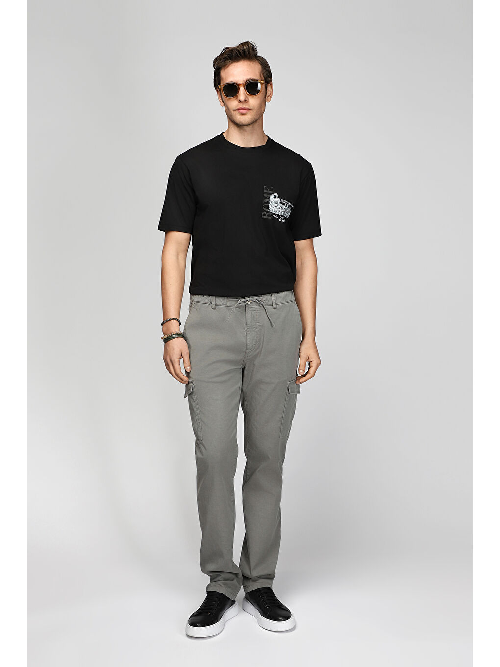 Siyah Bisiklet Yaka Regular Fit Baskılı Pamuk Tişört-3