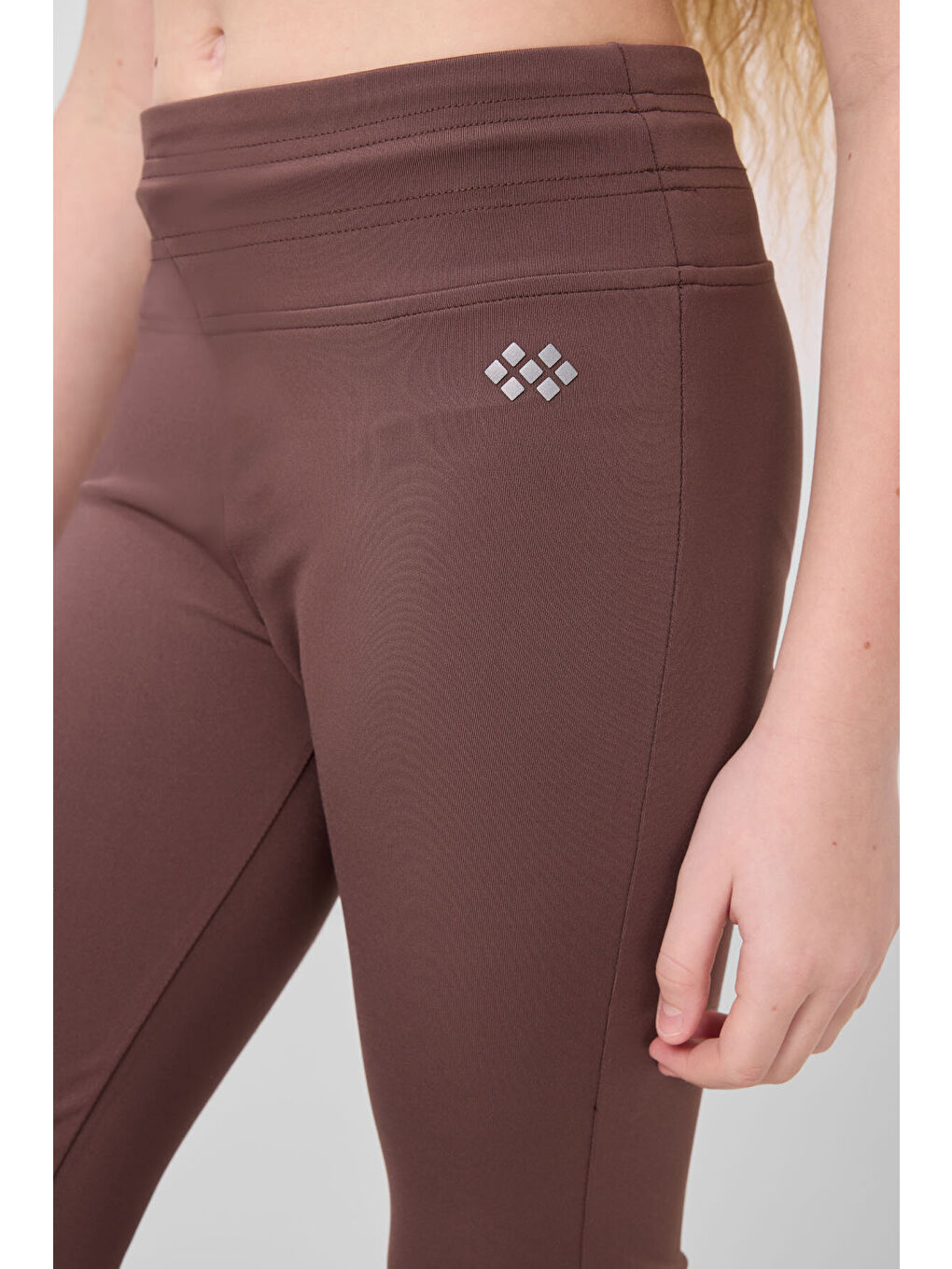Kahverengi Esnek Standart Fit Basic Performans İspanyol Paça Kız Çocuk Tayt - 75193-4