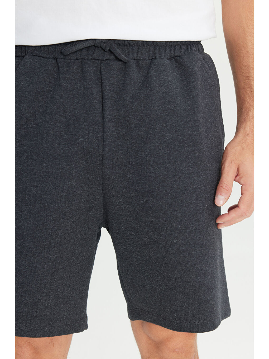 Erkek Antrasit Pamuklu Rahat Nefes Alabilen 2 İplik Cepli Örme Standart Fit Normal Kesim Şort-3