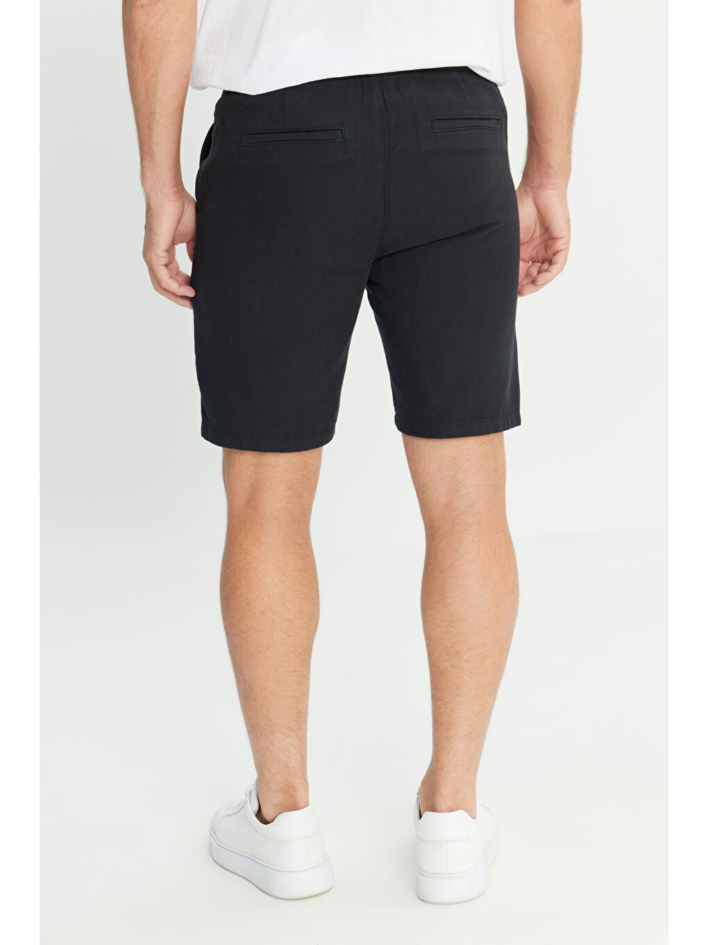 Erkek Siyah %100 Pamuk Comfort Fit Beli Bağlamalı Flamlı Yan Cep Şort-4