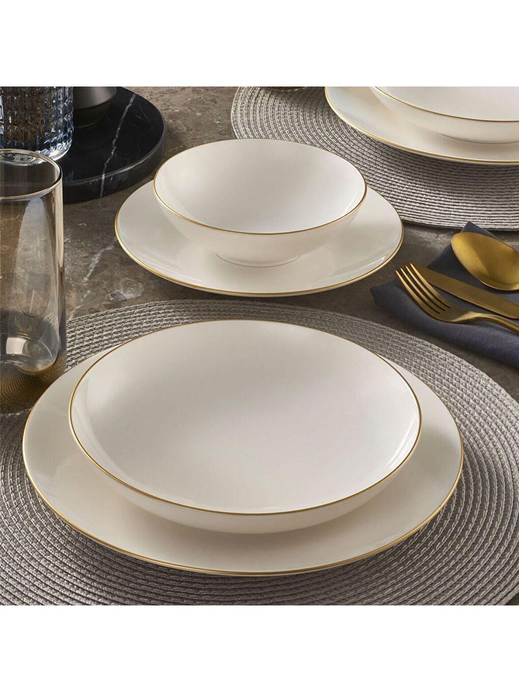 Ekru Camelia 6 Kişilik 24 Parça Yemek Takımı Mat Gold-1