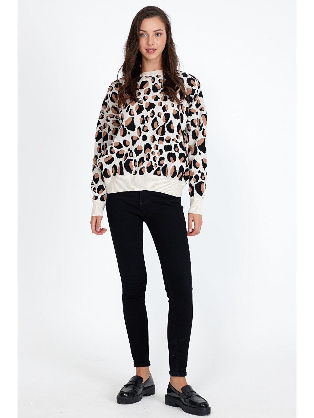 Bej Leopar Desenli Oversize Kadın Kazak-1