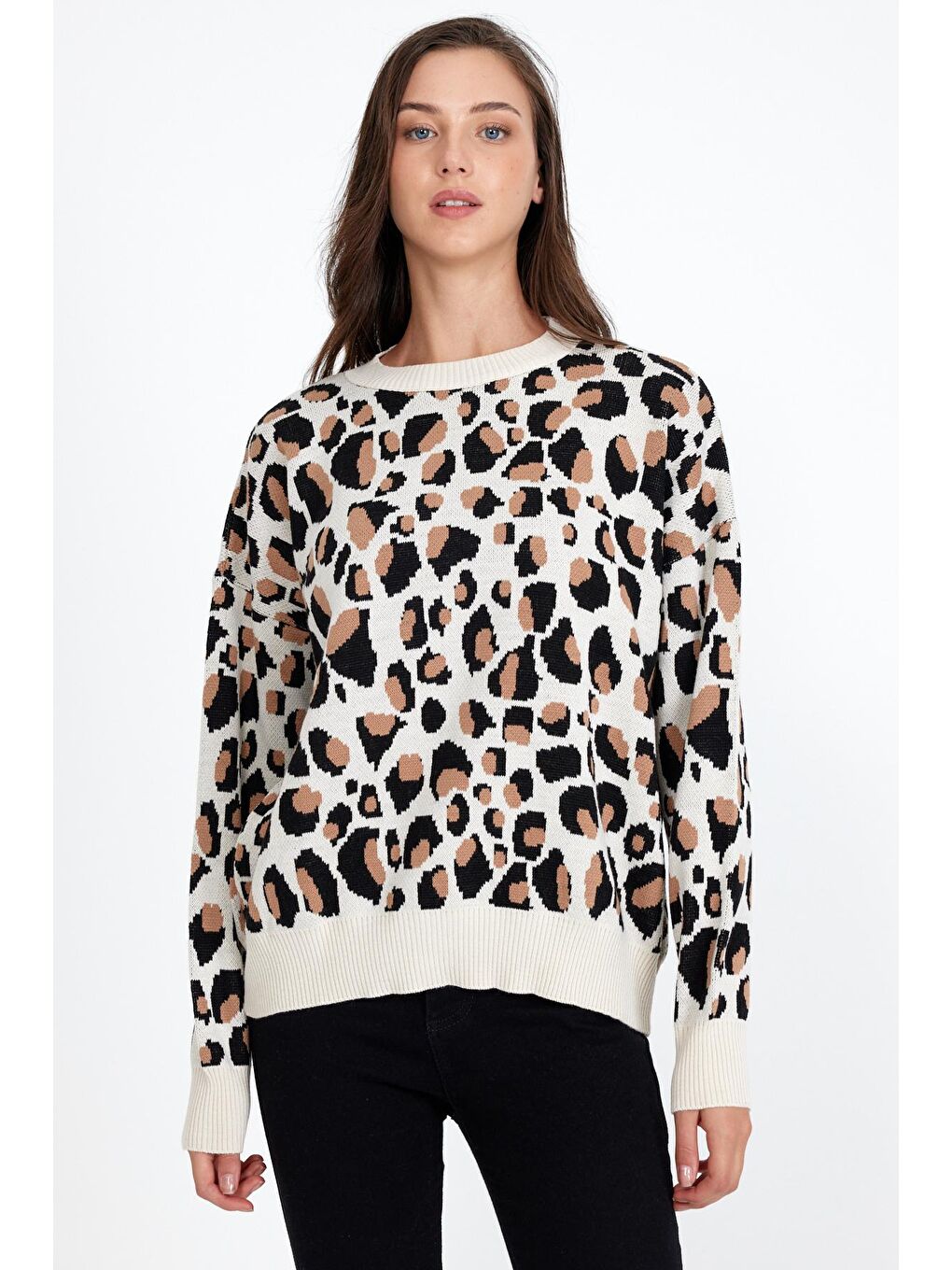 Bej Leopar Desenli Oversize Kadın Kazak-3