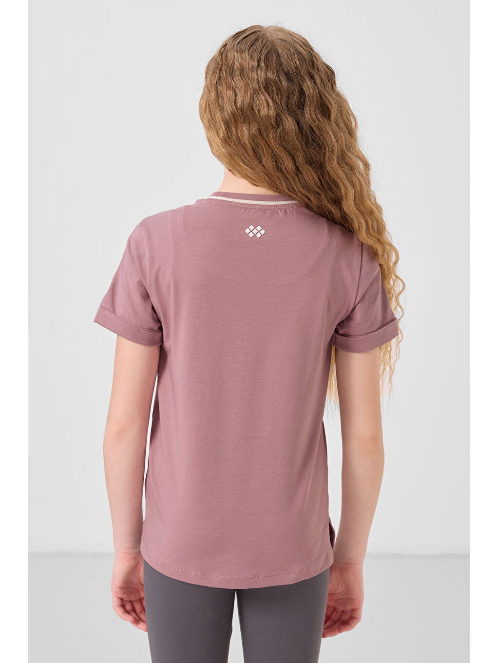 Pembe Gül Kurusu Pamuklu O Yaka Standart Fit Basic Kız Çocuk T-Shirt - 75177-4