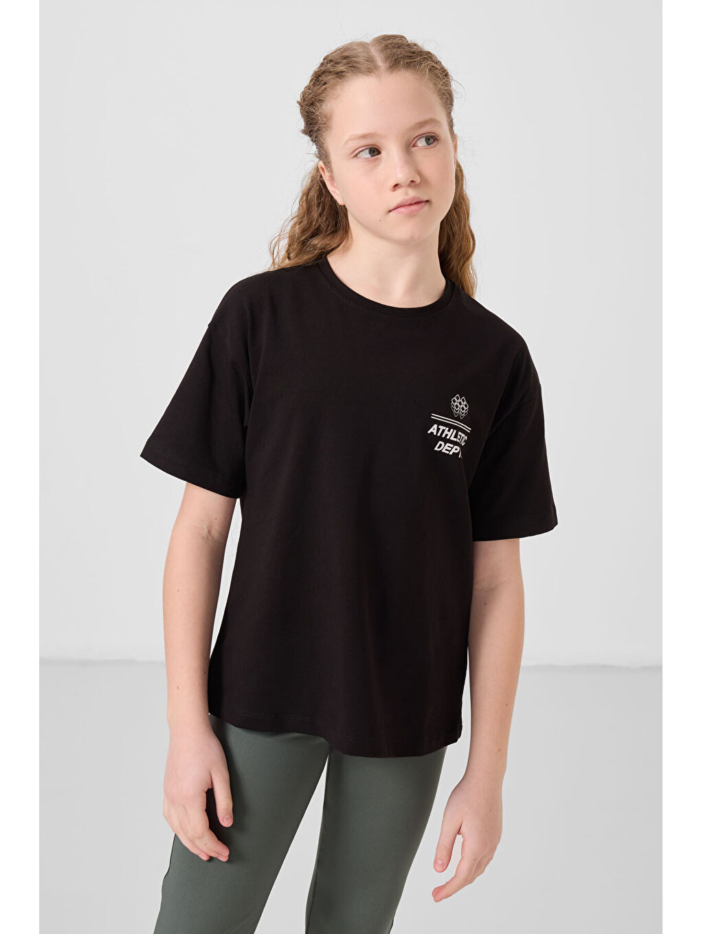 Siyah Pamuklu O Yaka Oversize Fit Baskılı Kız Çocuk T-Shirt - 75178-2