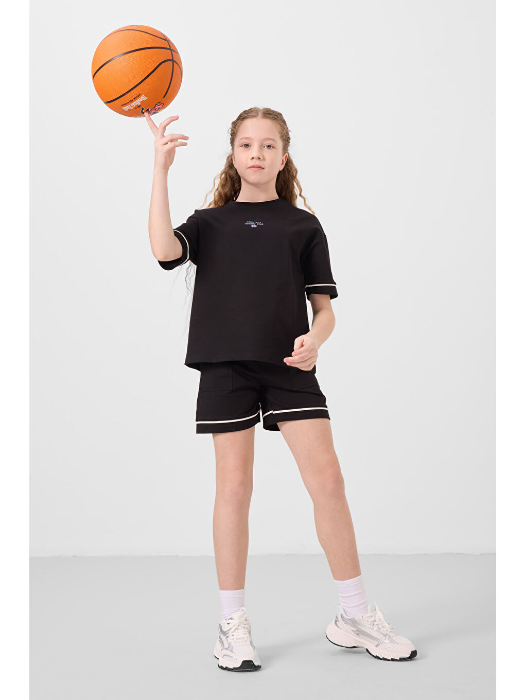 Siyah Pamuklu Yumuşak Dokulu Standart Fit Basic Kız Çocuk Şort Takım - 75183