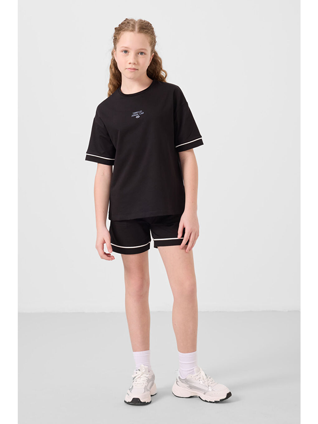 Siyah Pamuklu Yumuşak Dokulu Standart Fit Basic Kız Çocuk Şort Takım - 75183-2