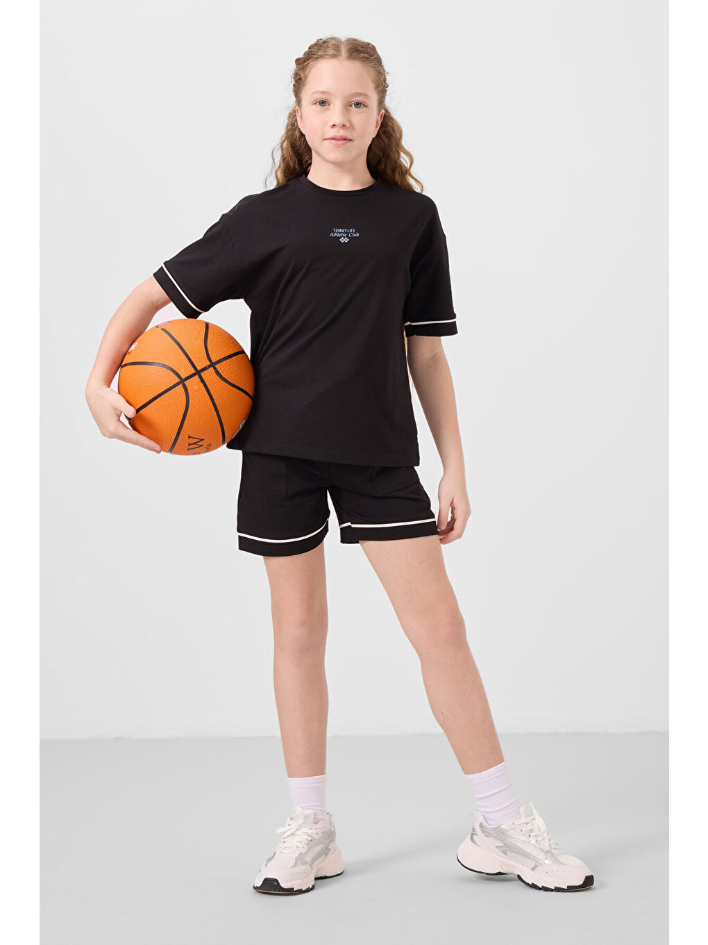 Siyah Pamuklu Yumuşak Dokulu Standart Fit Basic Kız Çocuk Şort Takım - 75183-4