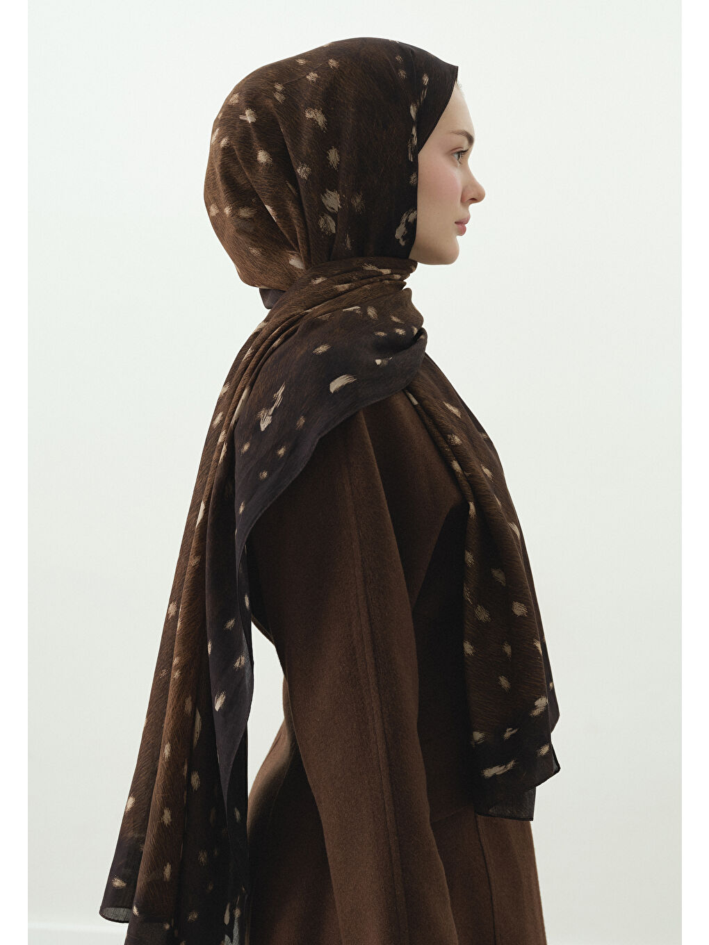 Kahverengi Fawn Desenli Pamuk Viskon Şal-3
