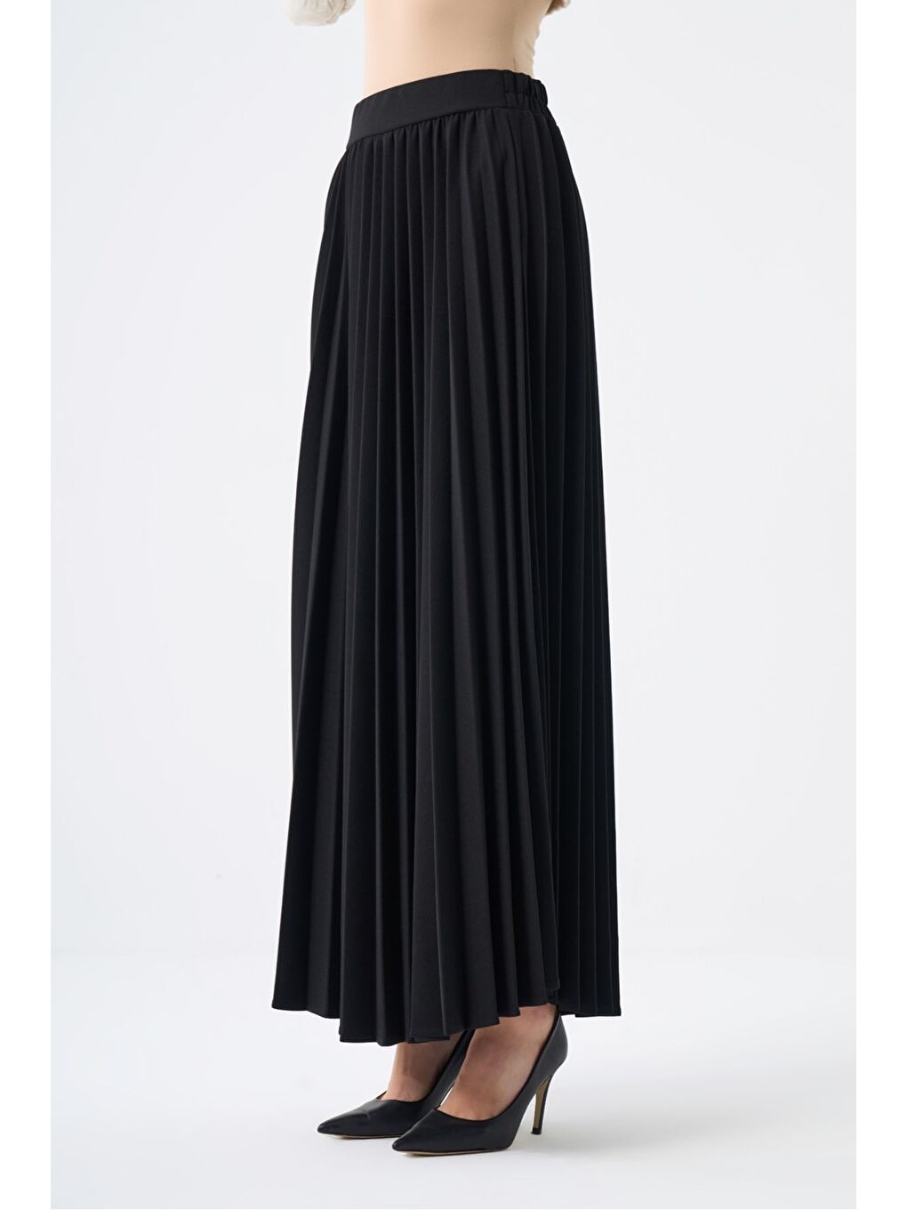 Basic Örme Pliseli Krep Siyah Etek-2