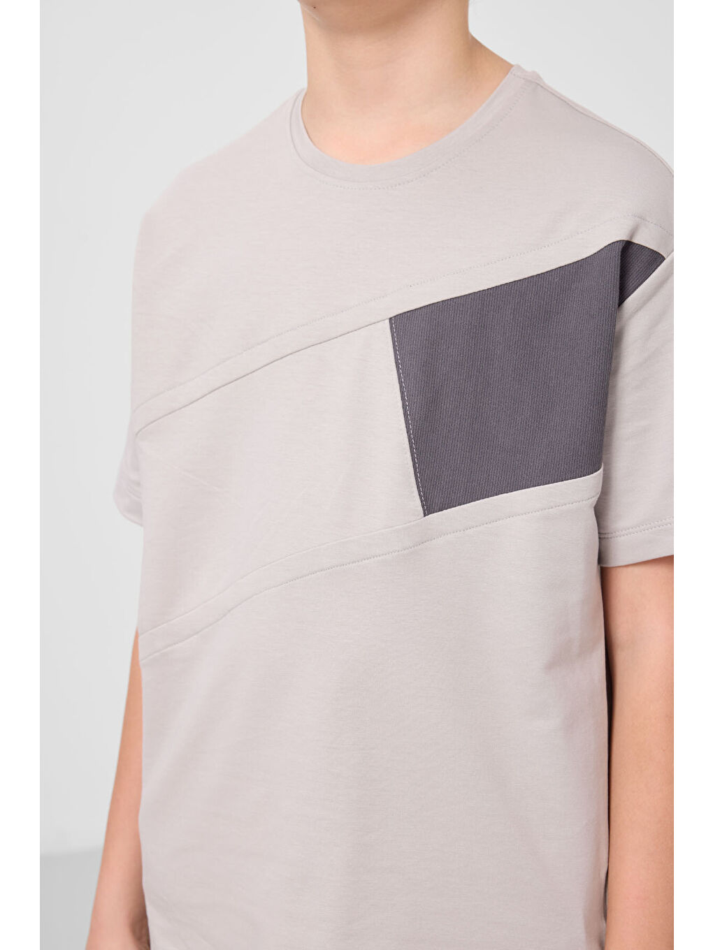 Bej Taş-Antrasit Pamuklu Oversize Fit Dokuma Hafif Esnek Chino Erkek Çocuk Şort Takım - 11275-4