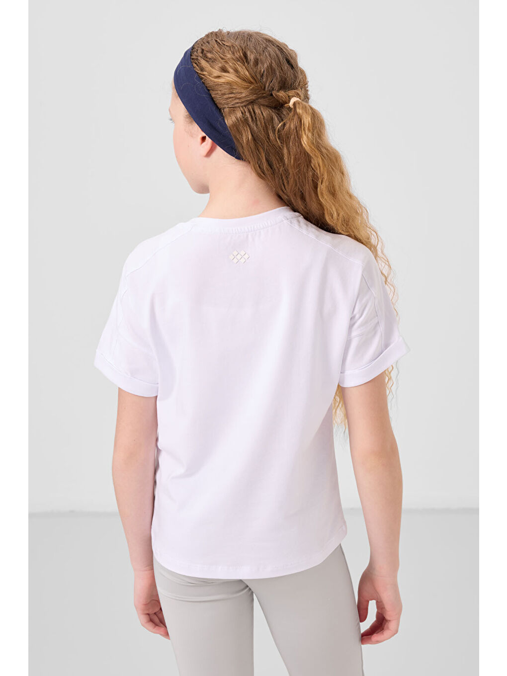 Beyaz Pamuklu O Yaka Oversize Fit Basic Kız Çocuk T-Shirt - 75182-4