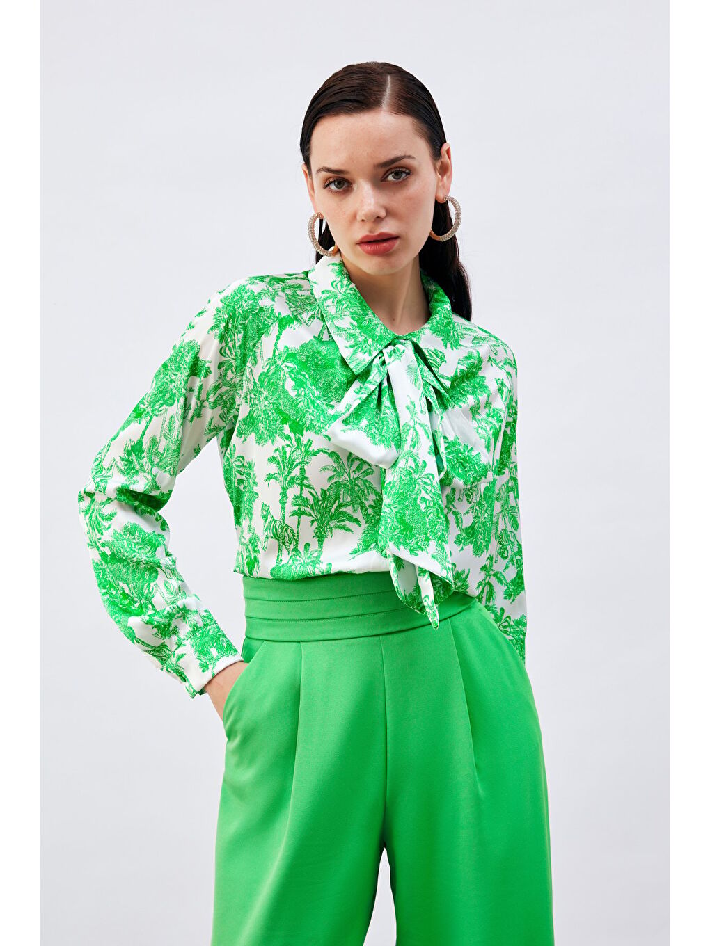 Fularlı Yaka Desenli Gömlek - Yeşil-2