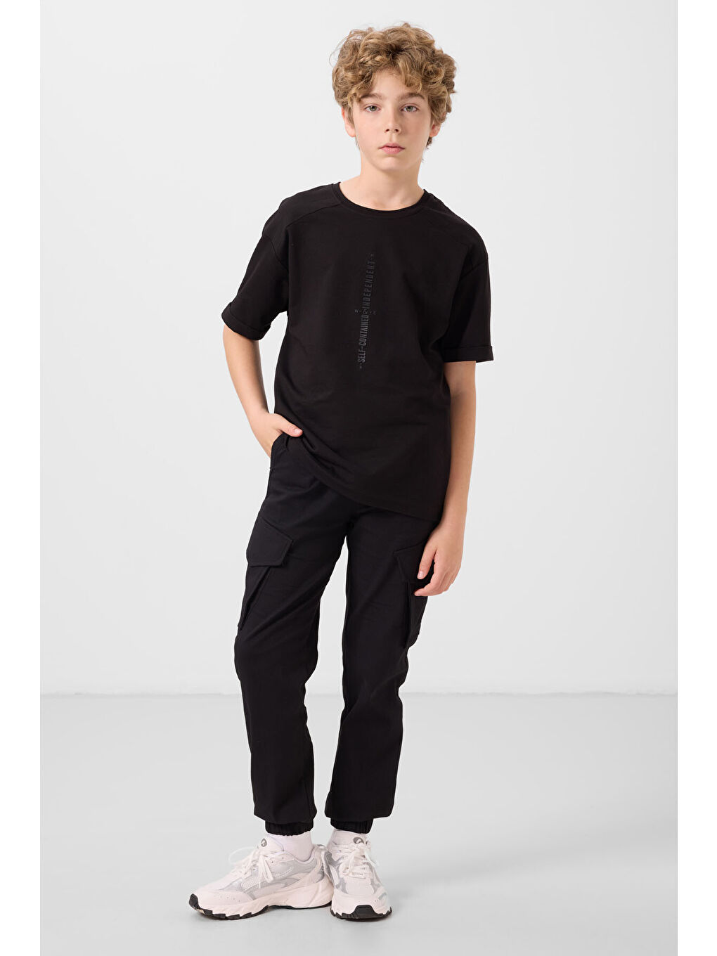 Siyah Standart Fit Dokuma Hafif Esnek Chino Erkek Çocuk Pantolon - 11271