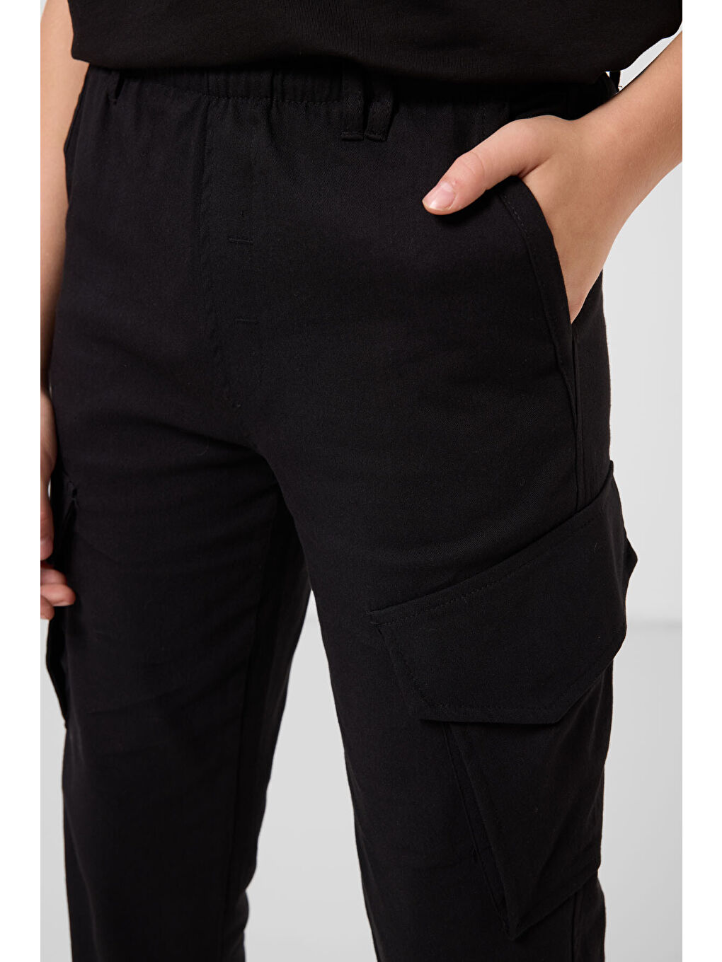 Siyah Standart Fit Dokuma Hafif Esnek Chino Erkek Çocuk Pantolon - 11271-3