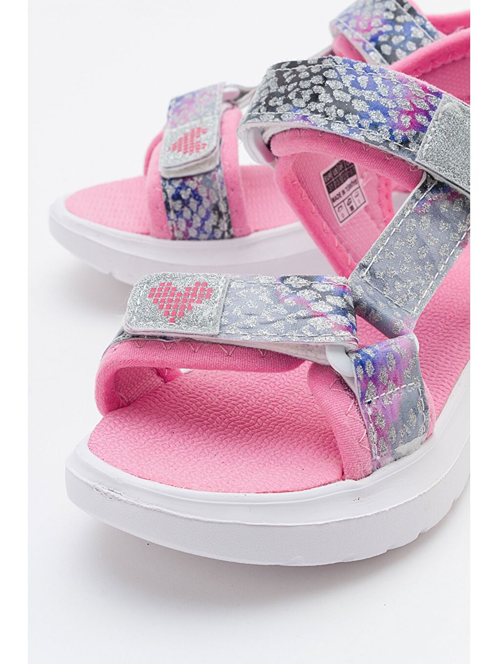 Gri Kız Çocuk Gümüş Anatomik Hafif Spor Sandalet-1