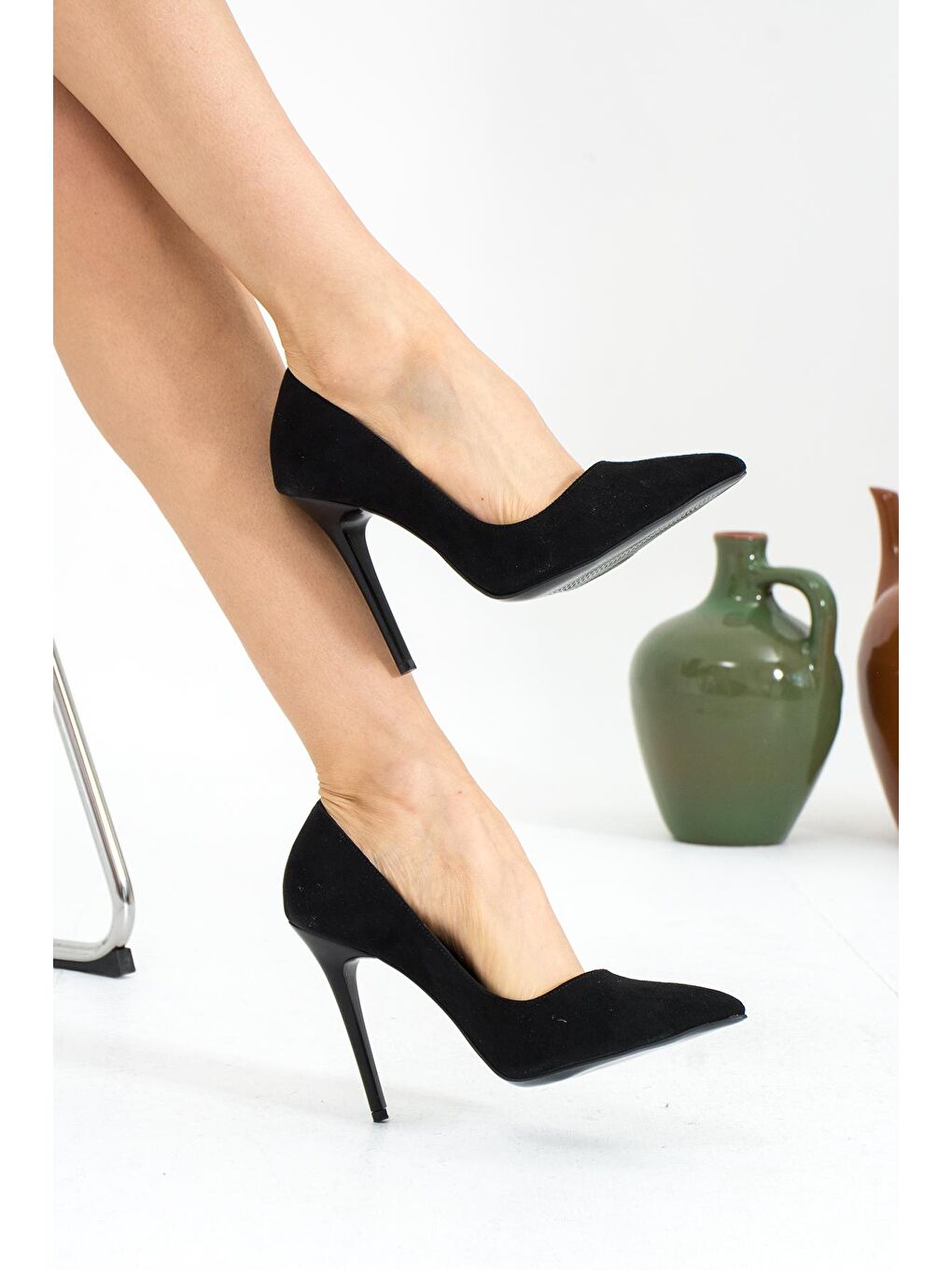 Siyah Rahat Kalıp Uzun Topuklu Kadın Klasik Stiletto 017-1770-23Süet