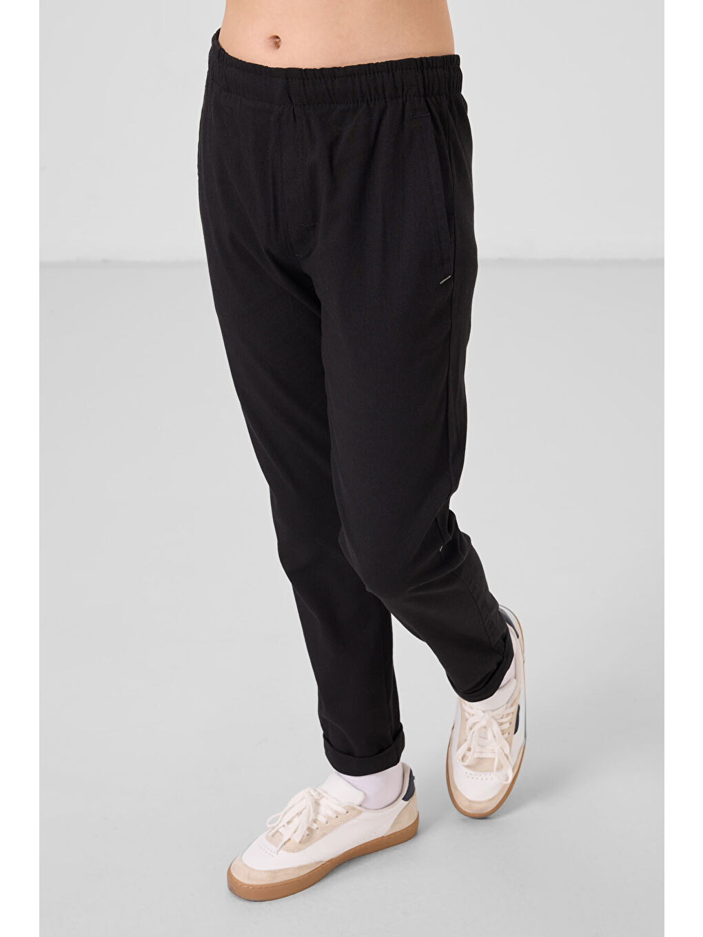 Siyah Standart Fit Dokuma Hafif Esnek Chino Erkek Çocuk Pantolon - 11272-3