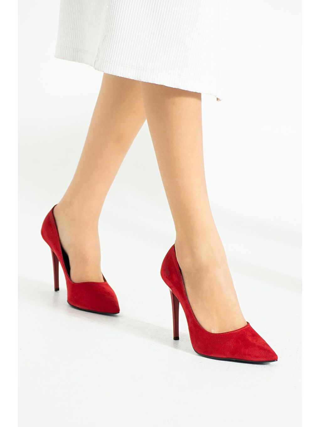 Kırmızı Rahat Kalıp Uzun Topuklu Kadın Klasik Stiletto 017-1770-23Süet-1