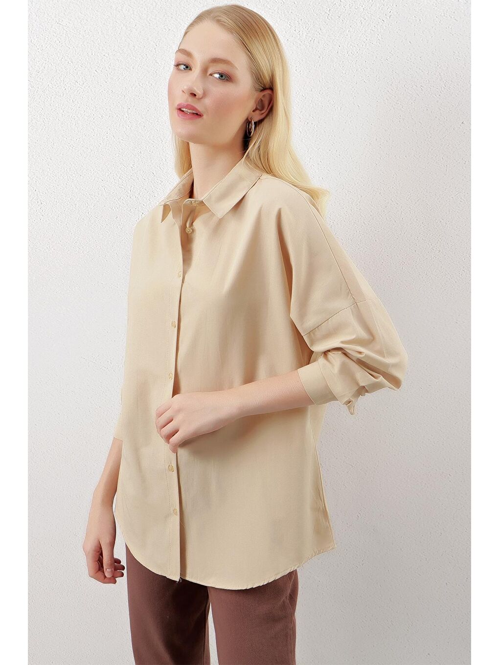 Bej Sade Düz Araboy Basic Oversize Gömlek-3