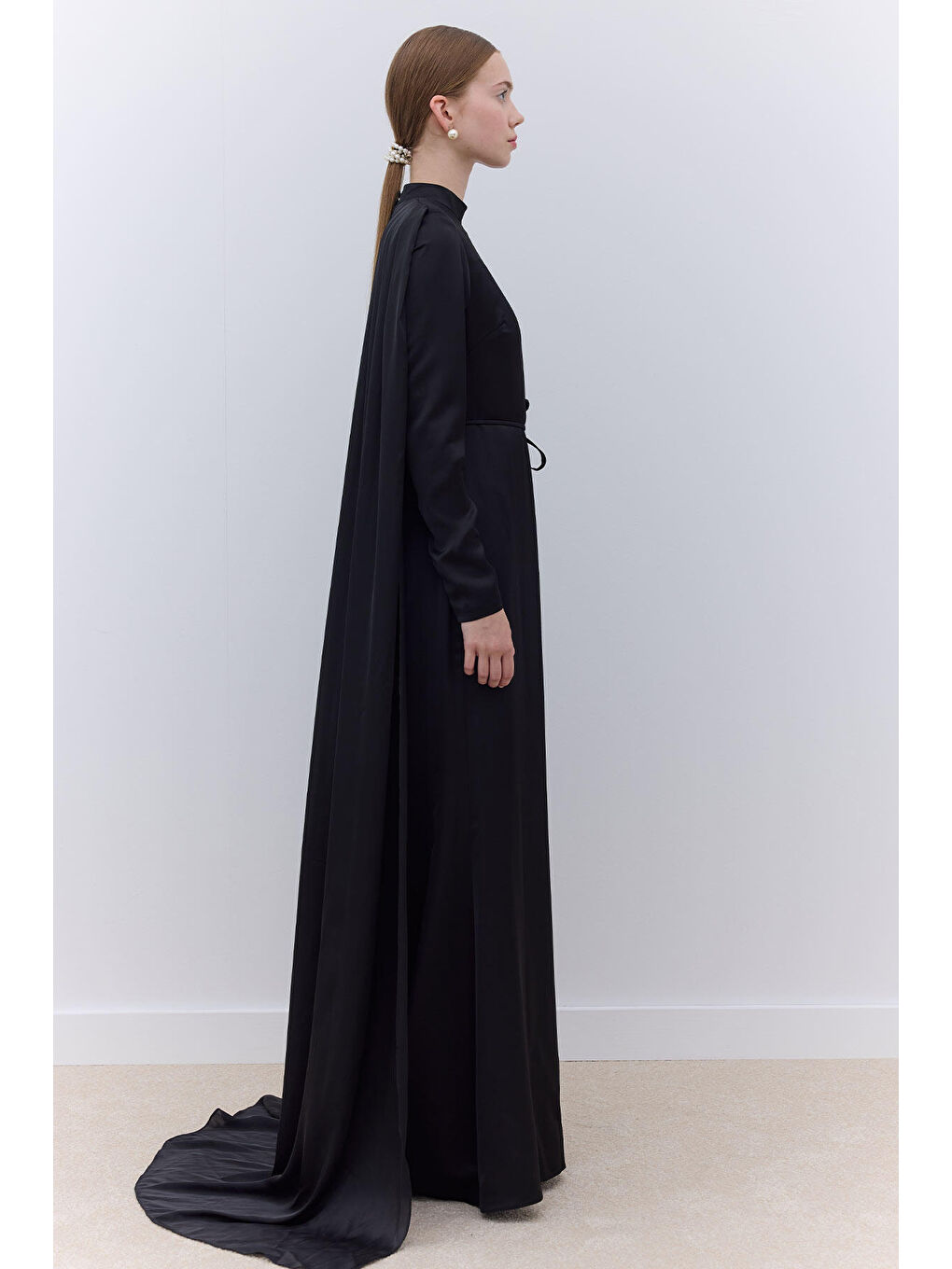 Pelerinli Abiye Elbise Siyah-2