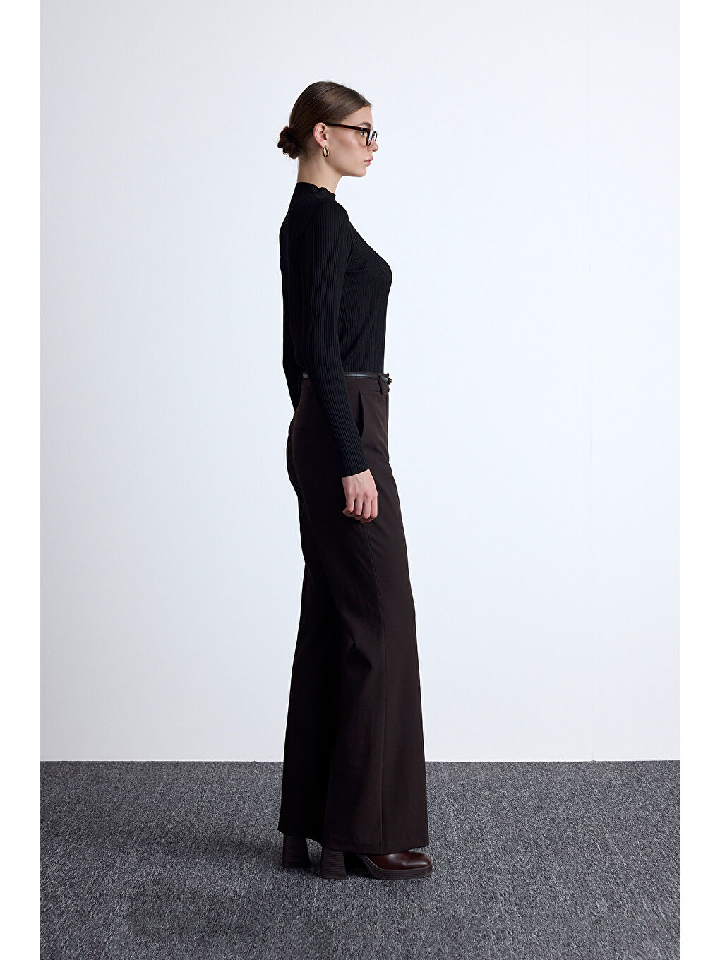 Kahverengi Flare Paça Klasik Pantolon Acı Kahve-4