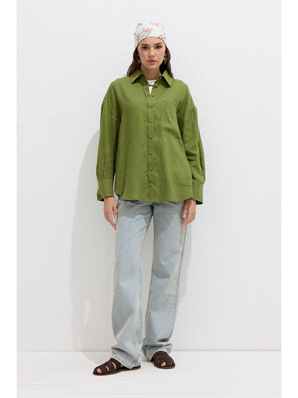 İnce Keten Oversize Gömlek Çimen Yeşili-3