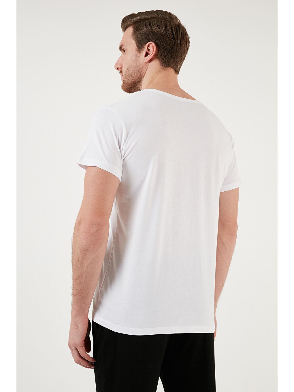 Beyaz Pamuklu Slim Fit Bisiklet Yaka %100 Pamuk Tişört 541perspectıve-5