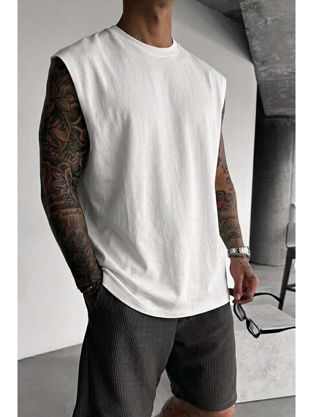 Erkek Oversize Kolsuz Basic Sporcu Atlet Beyaz