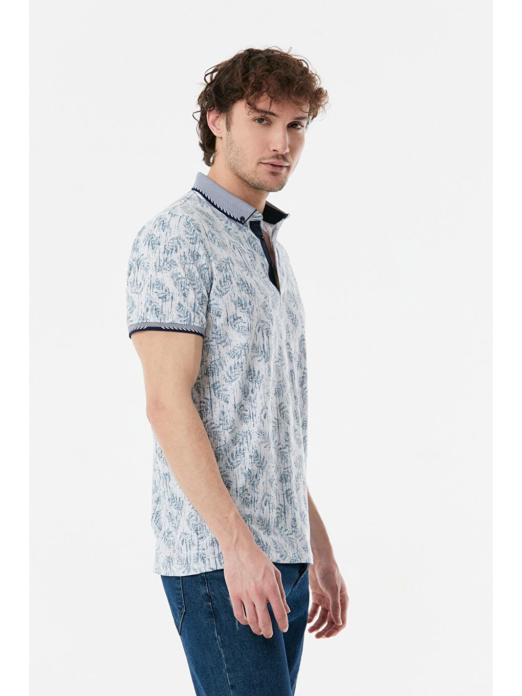 Lacivert Yaprak Baskılı Polo Yaka Tişört-2