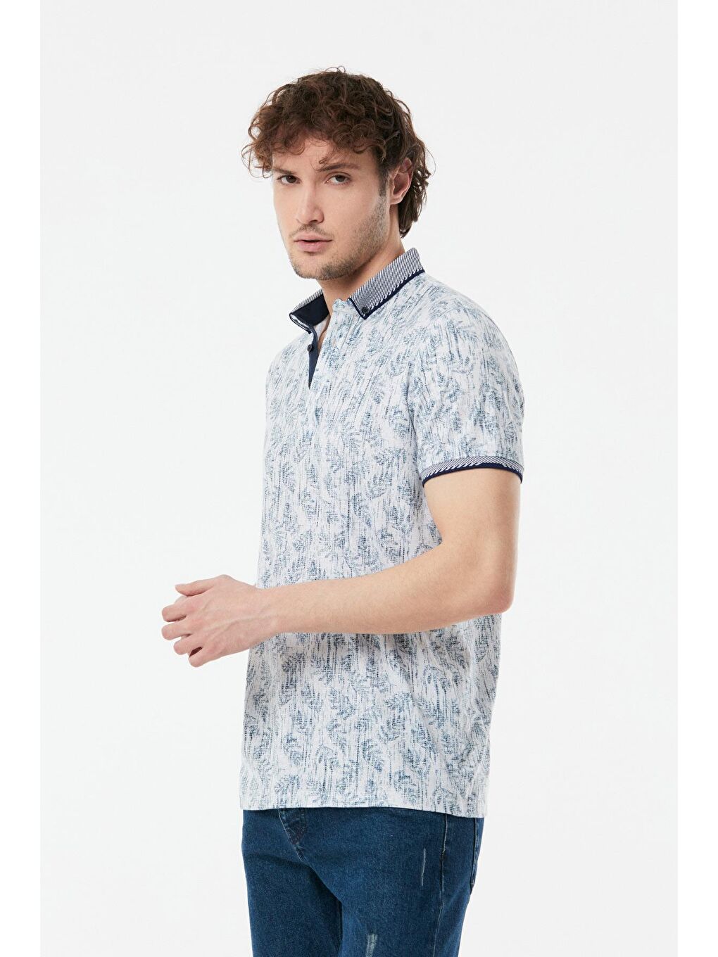 Lacivert Yaprak Baskılı Polo Yaka Tişört-4