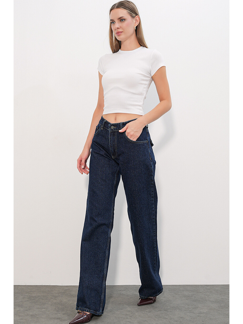Kadın Geniş Paça Pul Detaylı Jean Pantolon 30124 - Lacivert-4