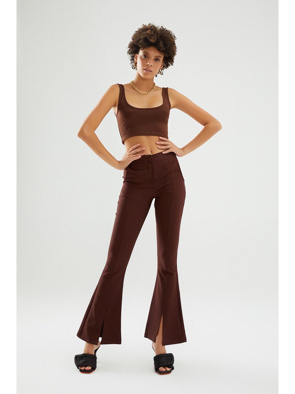 Kahverengi Kalın Askılı Crop Atlet Koyu Kahve-2