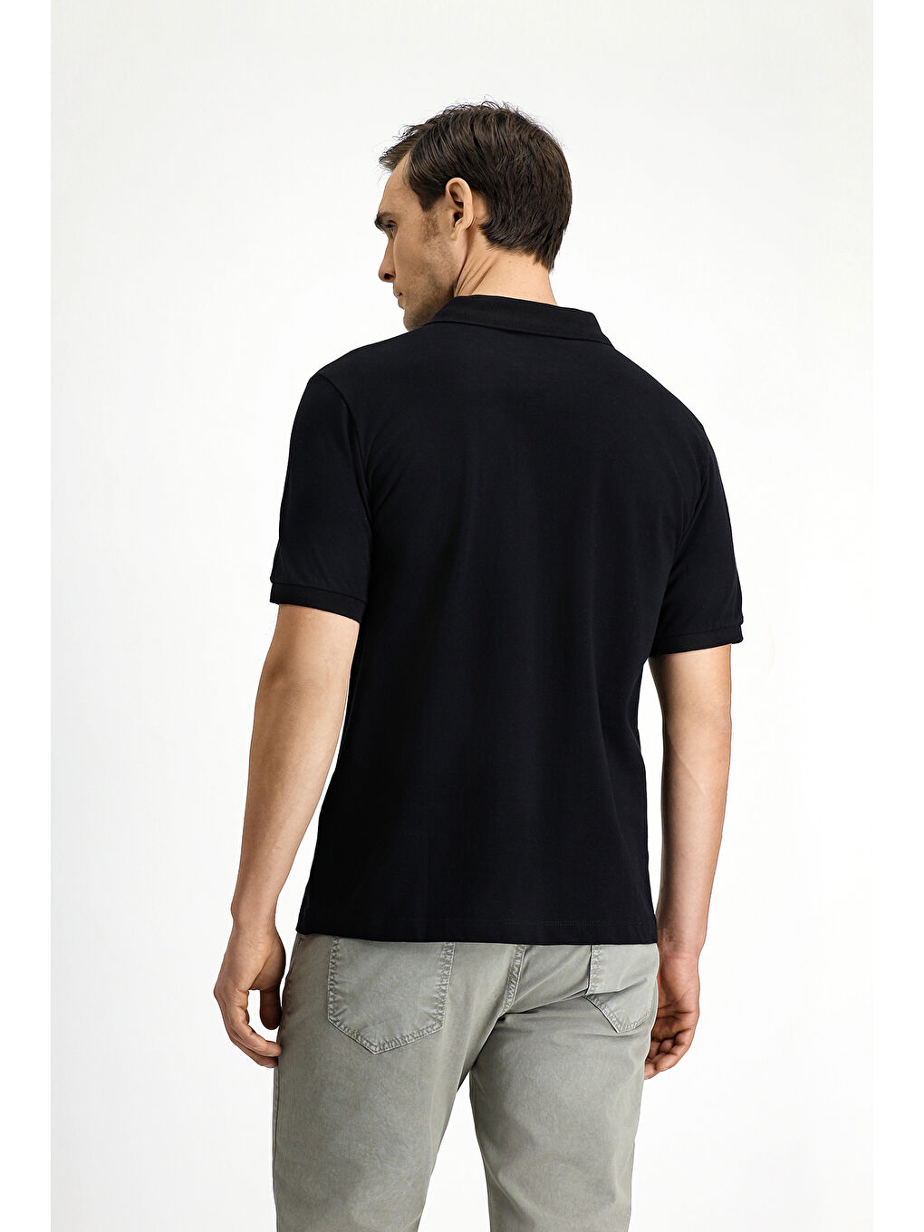 Siyah Regular Fit Pamuk Nakışlı Cepli Kıvrılmaz Polo Yaka %100 Pamuk Tişört-3