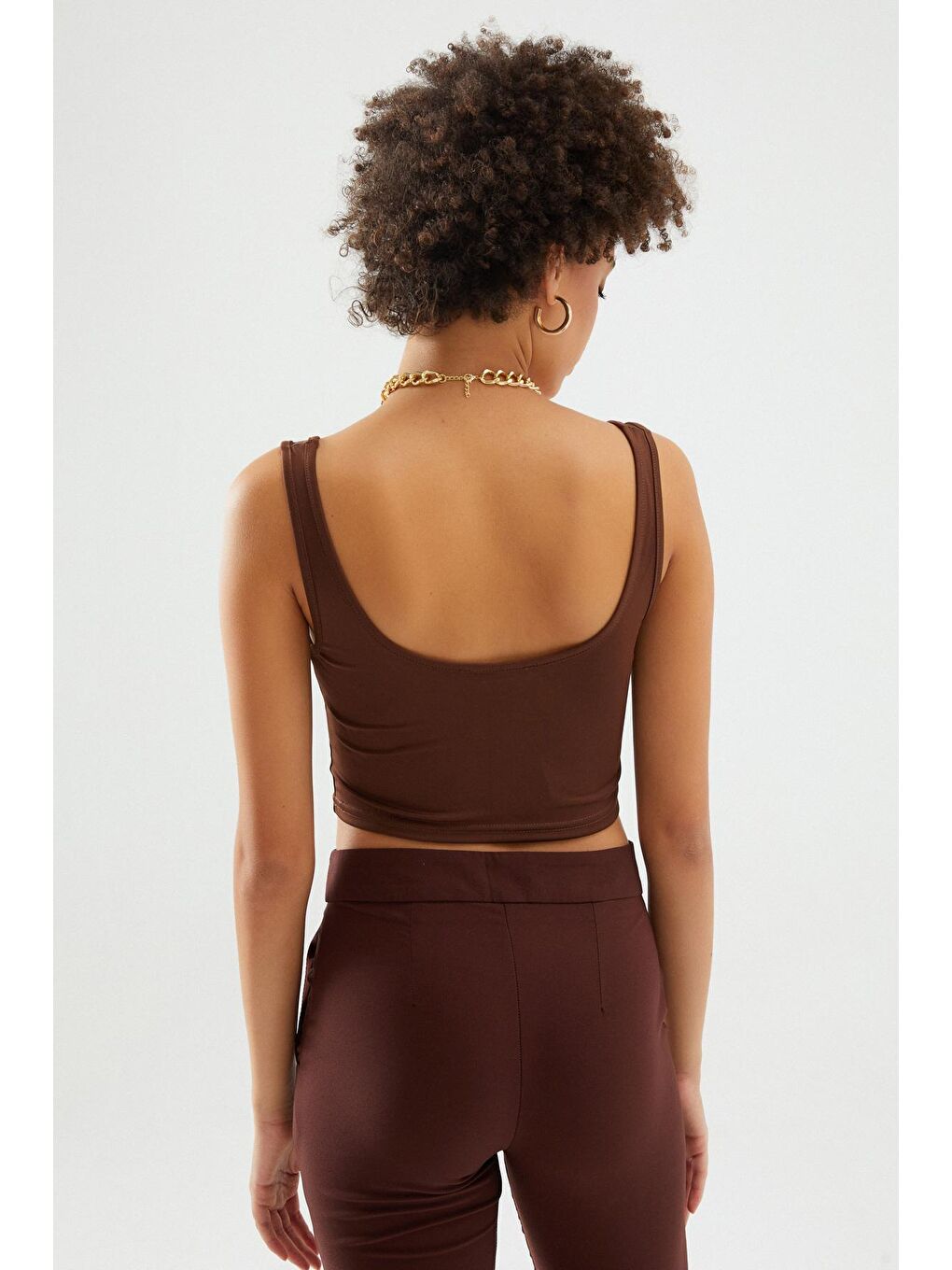 Kahverengi Kalın Askılı Crop Atlet Koyu Kahve-3