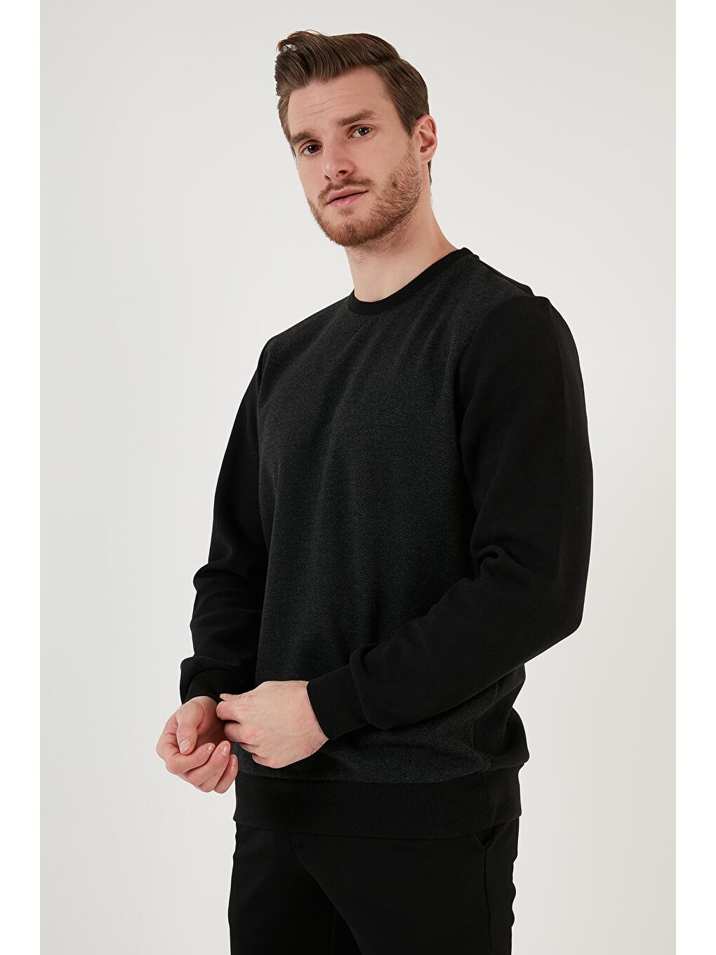 Siyah Pamuklu Regular Fit Bisiklet Yaka Sweat 5905041-1