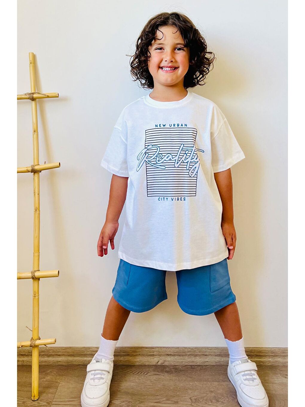 Erkek Çocuk Şortlu Takım Yazı Baskılı Kargo Cepli Beyaz (8 Yaş)