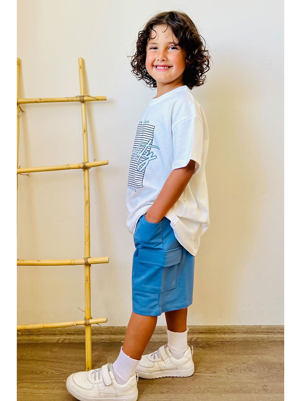 Erkek Çocuk Şortlu Takım Yazı Baskılı Kargo Cepli Beyaz (8 Yaş)-1