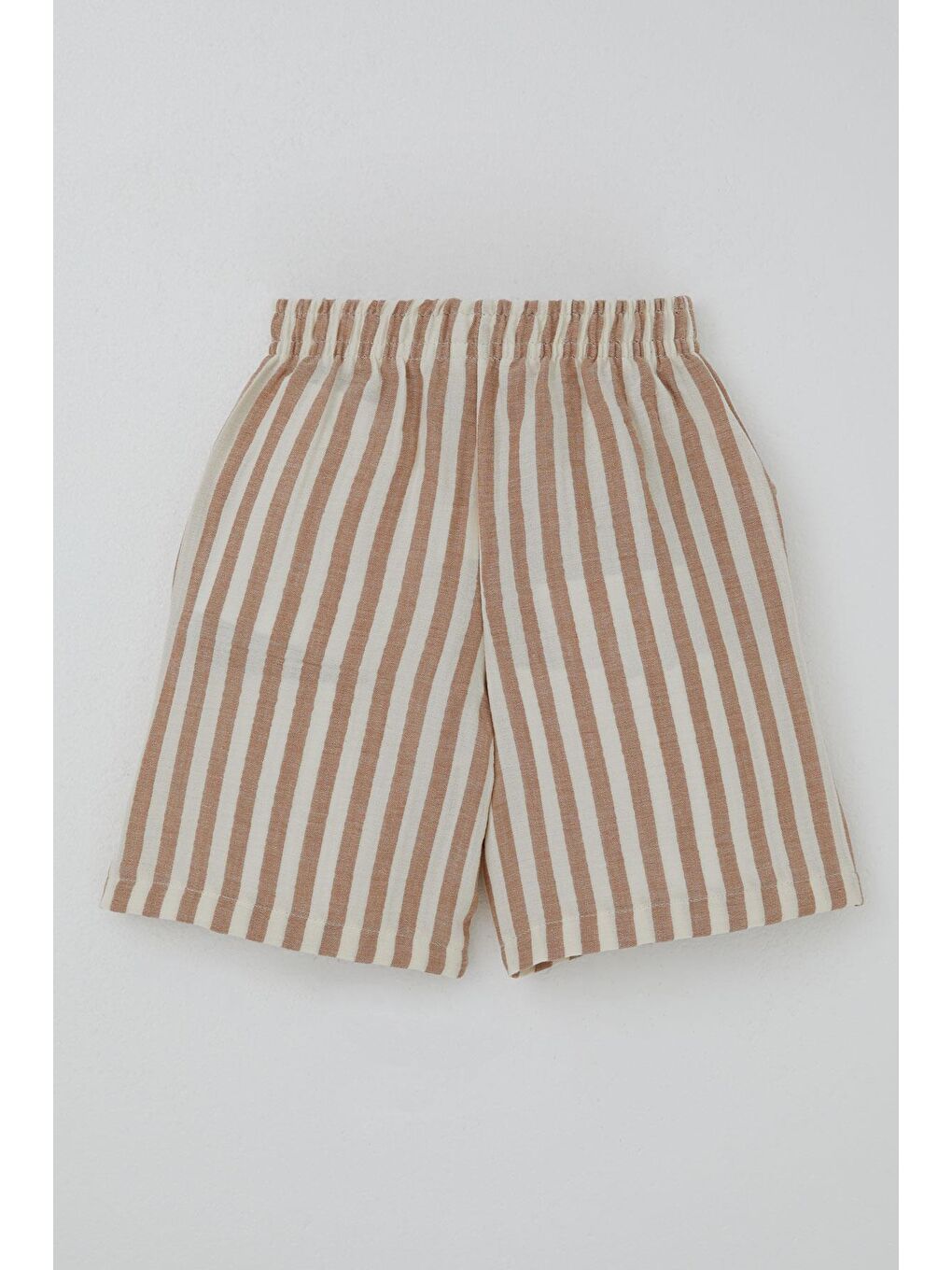 Erkek Çocuk Şortlu Takım Yazı Baskılı Bağcık Aksesuarlı Ekru (4 Yaş)-8