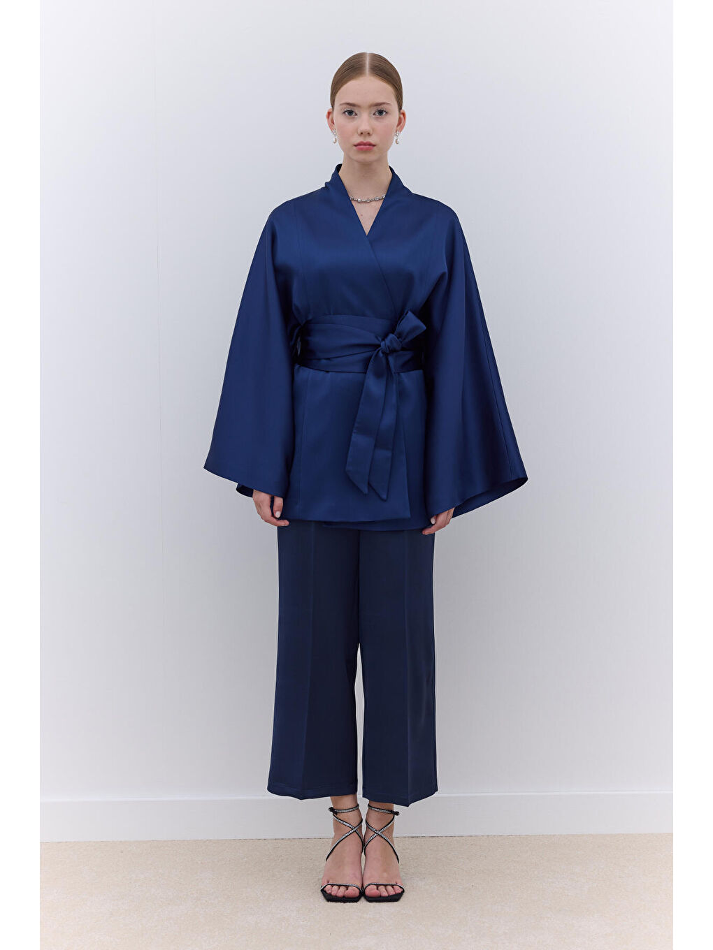 Saten Kemerli Kimono Lacivert-2