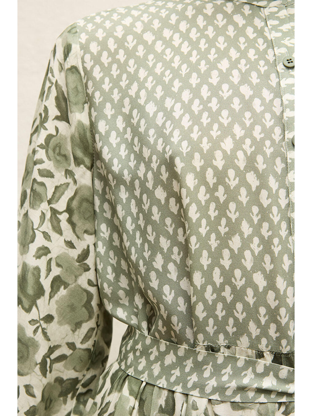 Karışık Desenli Katlı Viskon Elbise Green Sımone-6