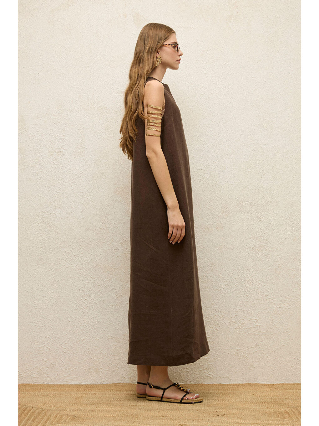 Kahverengi Kolsuz Keten Rahat Elbise Acı Kahve-5