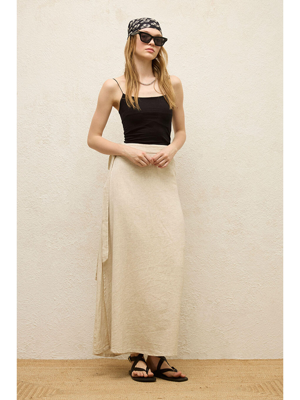 Bej Pamuklu Bağlamalı Kruvaze Etek Natural-1