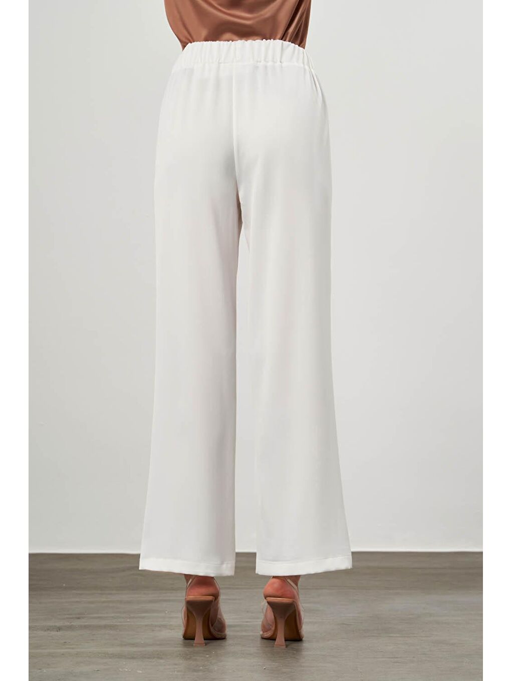 Beli Lastikli Saten Ekru Pantolon-7