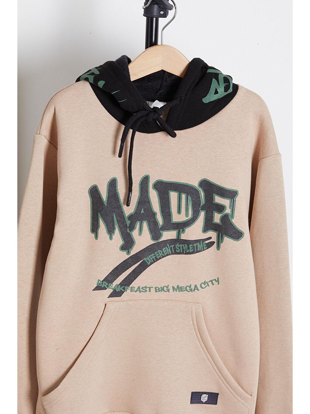 Ekru Erkek Çocuk Kapüşonlu Kanguru Cepli Sweatshirt 14162-1