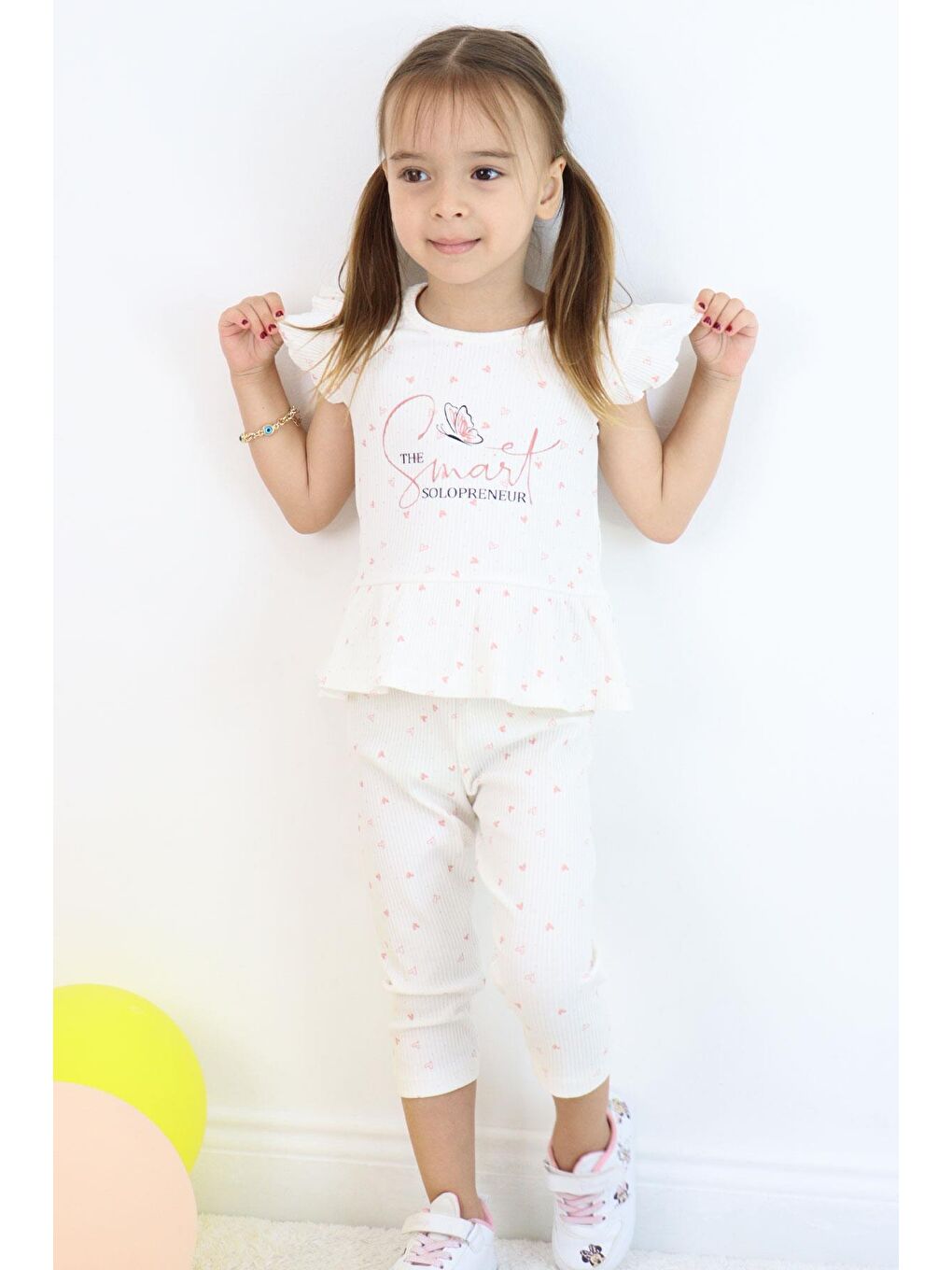 Kız Çocuk Taytlı Takım Minik Kalpler Desenli Yazı Baskılı Fırfırlı Ekru (2-6 Yaş)-3